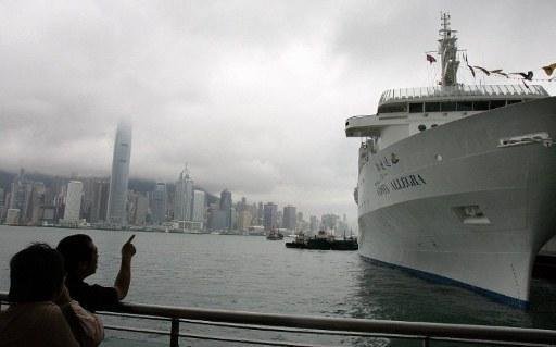 Cruzeiro Costa Allegra ser&aacute; rebocado para ilha Mah&eacute; 