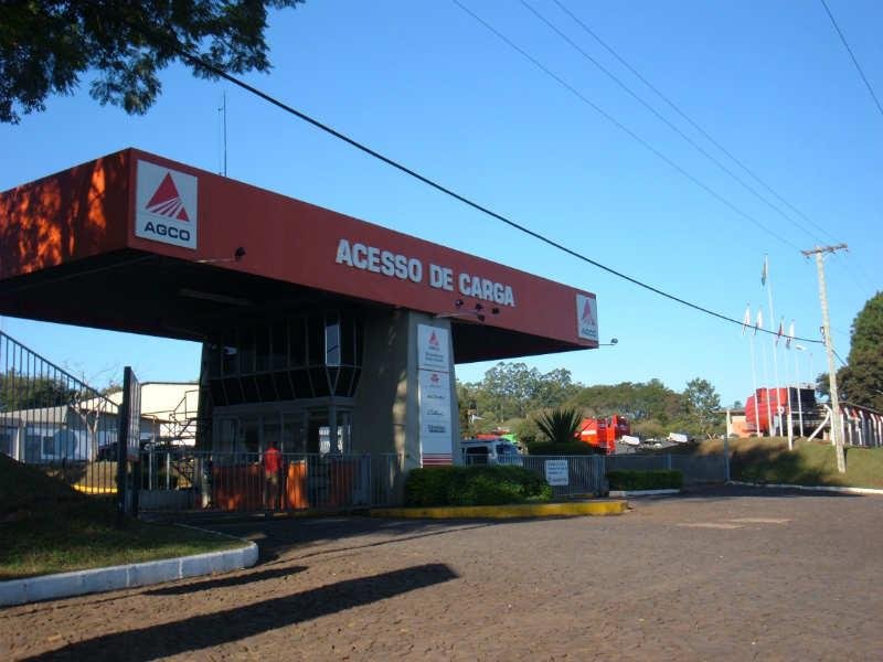 Empresa dispensou 55 metal&uacute;rgicos