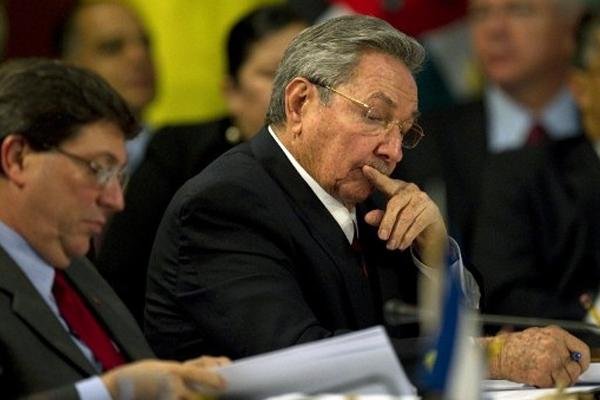 Ra&uacute;l Castro ordena fim de limita&ccedil;&otilde;es na constru&ccedil;&atilde;o de casas em cuba