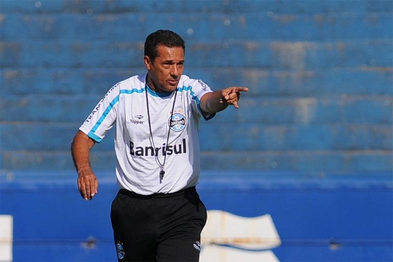 T&eacute;cnico do Gr&ecirc;mio avisou  jogadores para manterem aten&ccedil;&atilde;o na Copa do Brasil