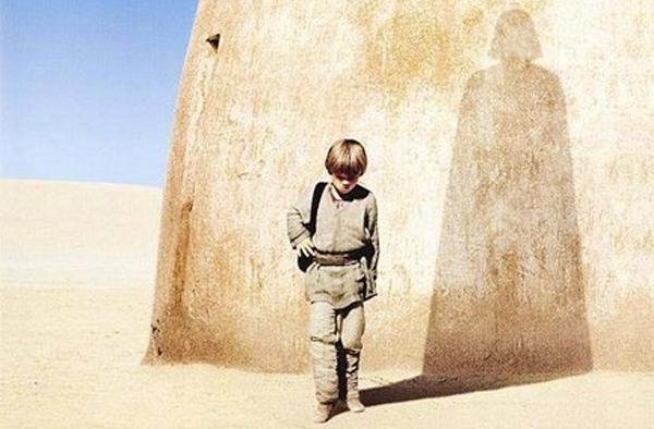 Jake Lloyd diz que desistiu de ser ator ap&oacute;s interpretar Darth Vader crian&ccedil;a