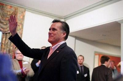 Romney vence em tr&ecirc;s Estados e lider corrida republicana em Ohio