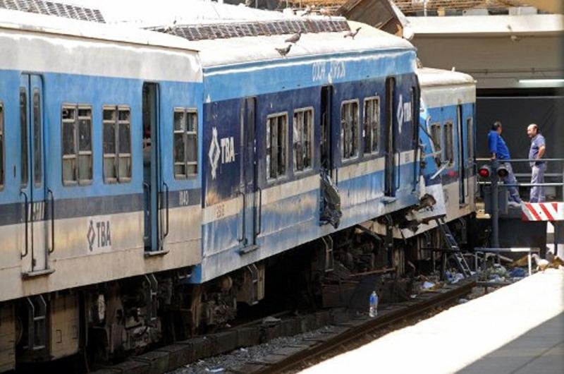 Secret&aacute;rio dos Transportes argentino se demite depois de choque de trens