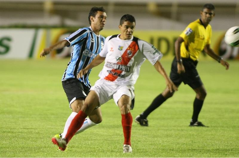 Acompanhe River Plate x Gr&ecirc;mio em tempo real