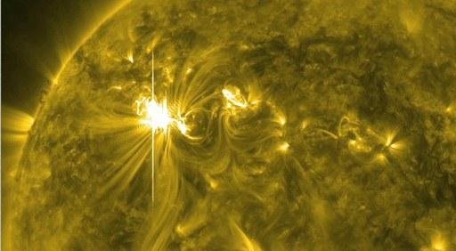 Tempestade solar mais forte dos &uacute;ltimos cinco anos atinge a Terra