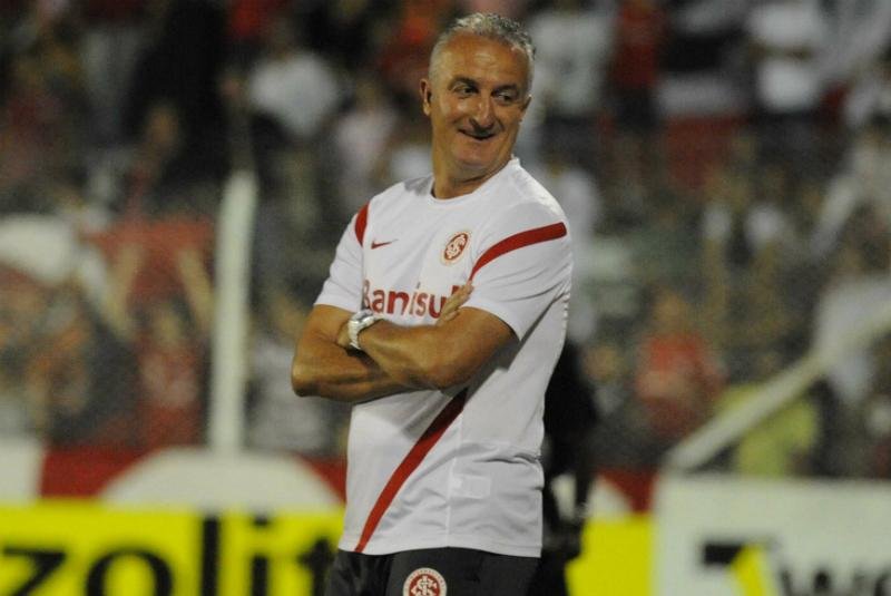 T&eacute;cnico do Inter pediu mesma atitude contra o The Strongest e projeta D&aacute;tolo no lugar de D&acute;Ale