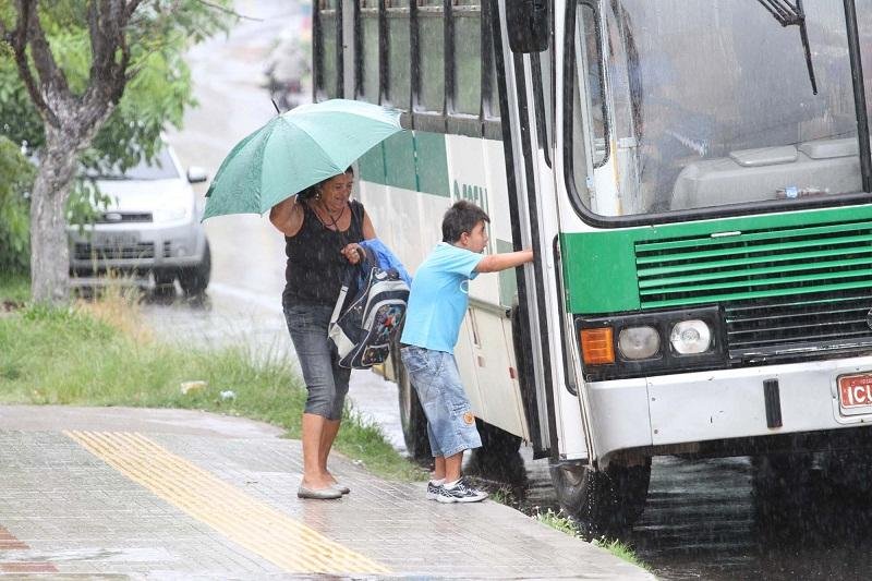 Moradores foram surpreendidos pela chuva em Livramento