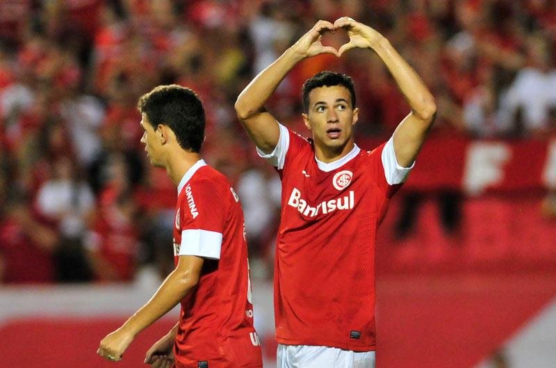 Oscar, Dami&atilde;o, Rom&aacute;rio e Fernando foram convocados por Mano Menezes
