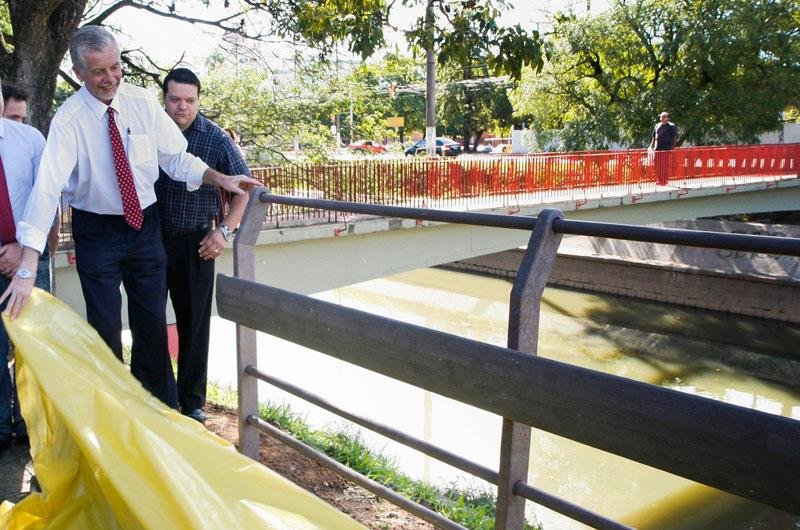 Guarda-corpo da avenida Ipiranga come&ccedil;ar&aacute; a ser instalado na segunda