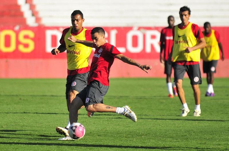 D`Alessandro ser&aacute; desfalque contra o Juventude