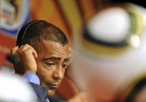 Rom&aacute;rio criticou organiza&ccedil;&atilde;o da Copa do Mundo no Brasil