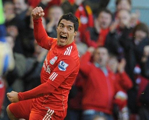 Su&aacute;rez espera n&atilde;o ser vendido pelo Liverpool