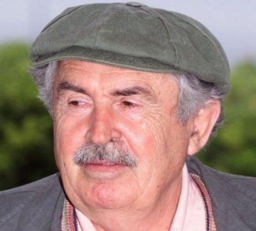 Escritor e poeta italiano faleceu em casa, na Centro da It&aacute;lia 