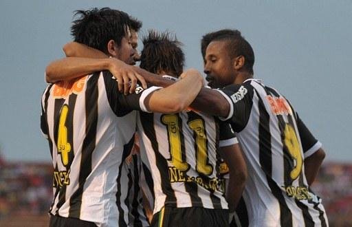 Recuperado de susto, Neymar foi confirmado no time titular do Peixe