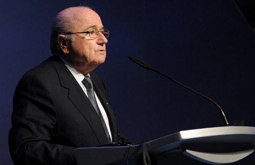 Blatter disse que Fifa pagar&aacute; seguro de jogadores nas sele&ccedil;&otilde;es