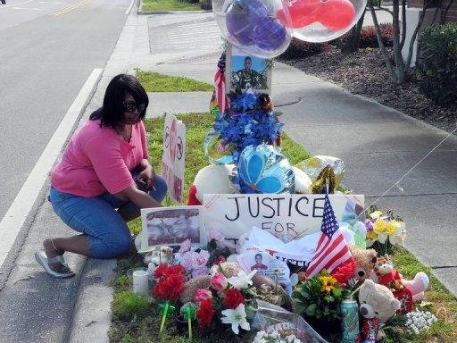 Adolescente afro-americano foi morto por vigia