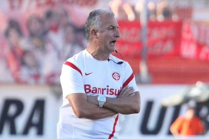 Dorival est&aacute; ansioso pela recupera&ccedil;&atilde;o de Gui&ntilde;azu e D&acute;Alessandro