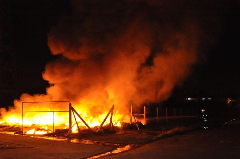 Inc&ecirc;ndio pode ter sido proposital