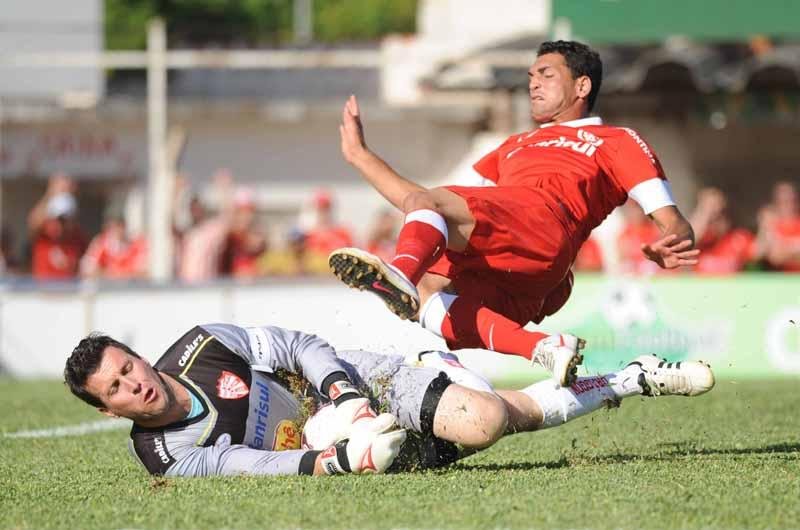 Inter joga contra o S&atilde;o Luiz, em Iju&iacute;