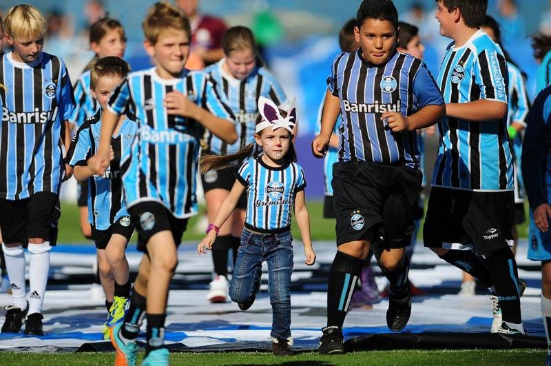 No domingo de P&aacute;scoa, Gr&ecirc;mio vence no est&aacute;dio Ol&iacute;mpico