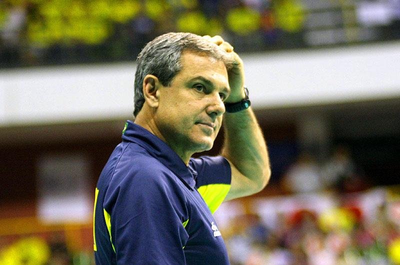 Z&eacute; Roberto convoca sele&ccedil;&atilde;o de v&ocirc;lei para Pr&eacute;-Ol&iacute;mpico