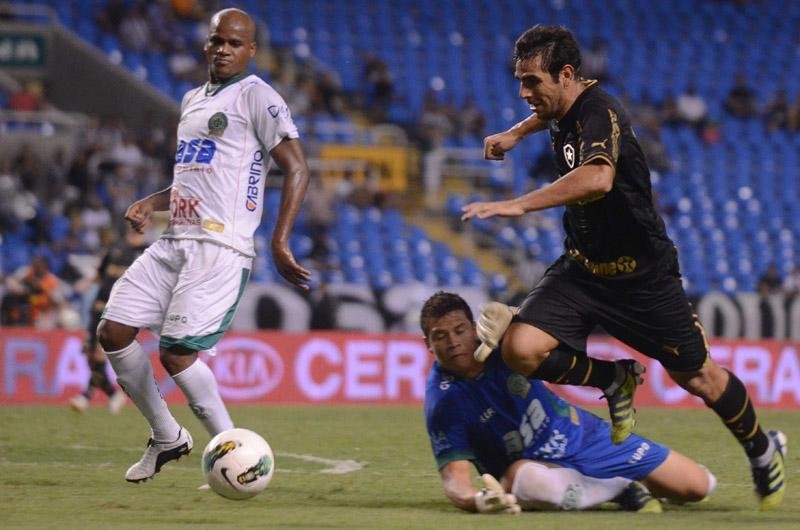 Partida pouco vibrante terminou em 0x0