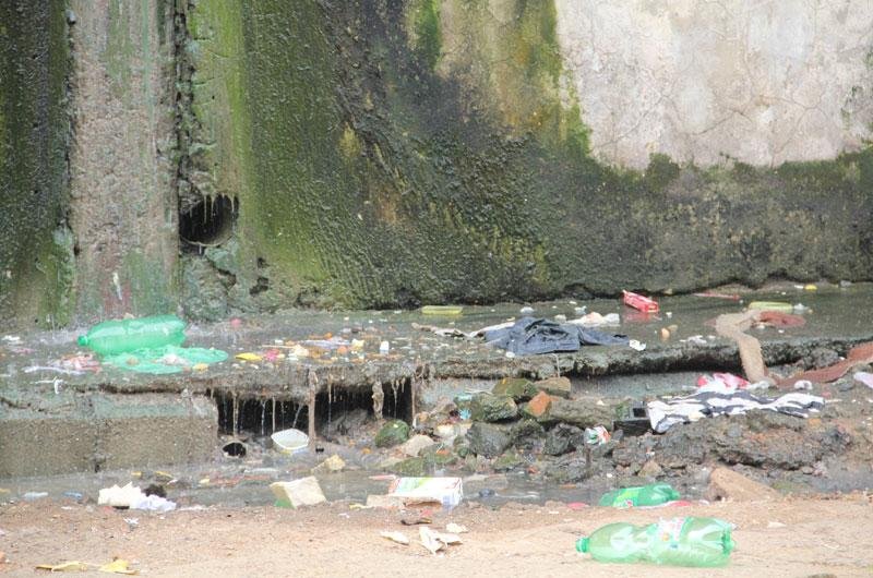Imagens mostram precariedade do Pres&iacute;dio Central
