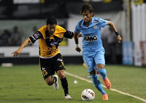 Neymar deixou a sua marca na partida contra o The Strongest