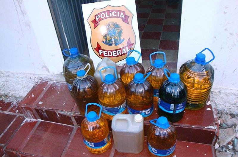 PF apreende 70 litros de gasolina ilegal em Uruguaiana