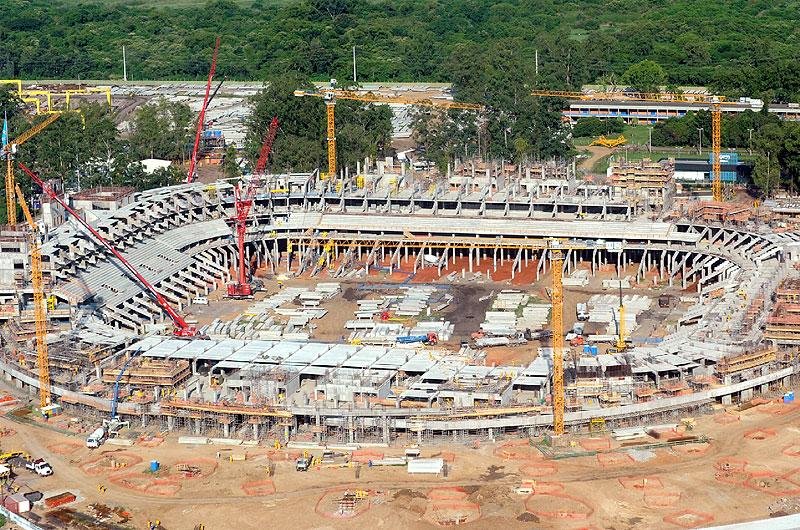 Presos ajudar&atilde;o na constru&ccedil;&atilde;o da Arena do Gr&ecirc;mio