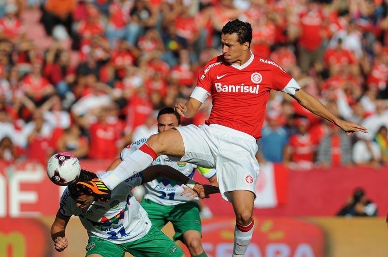Inter e Veran&oacute;polis disputam semifinal da Ta&ccedil;a Farroupilha