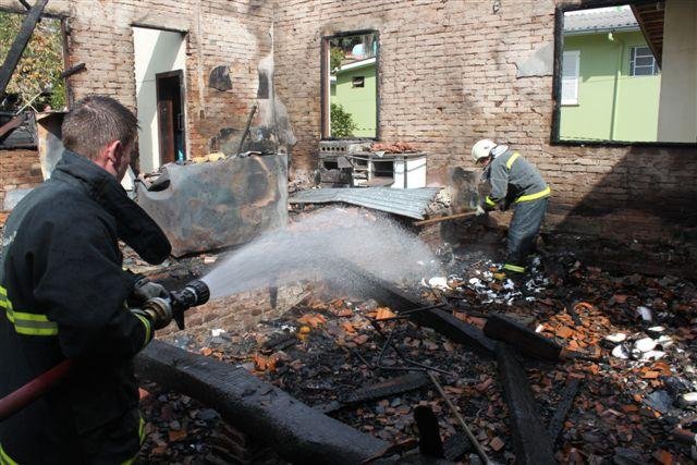 Idosa morre em inc&ecirc;ndio no Vale do Taquari