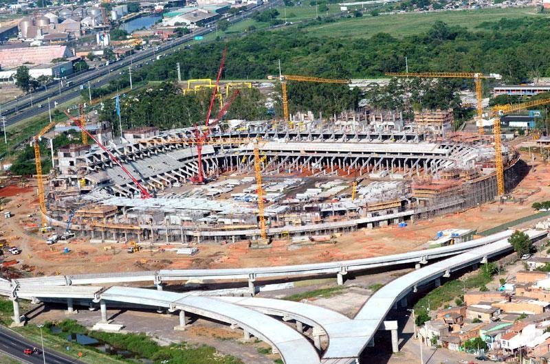 Ideli garante emenda de R$ 14 milh&otilde;es para entorno da Arena do Gr&ecirc;mio