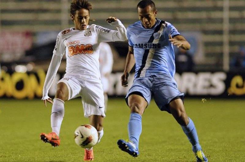 Time de Neymar leva 2 a 1 do Bol&iacute;var e precisa ganhar na Vila Belmiro