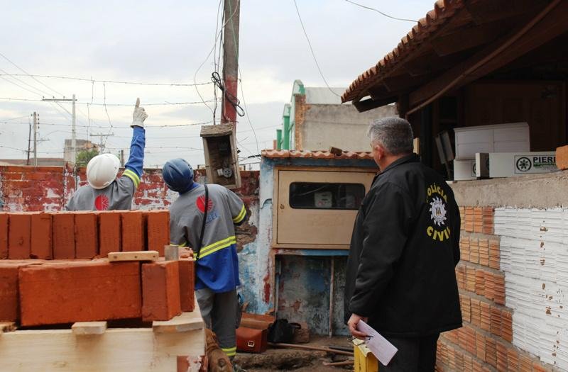 Pol&iacute;cia Civil deflagra opera&ccedil;&atilde;o contra furto de energia el&eacute;trica 