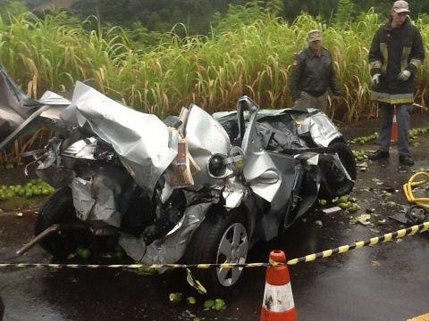 Carro da Band ficou totalmente destru&iacute;do
