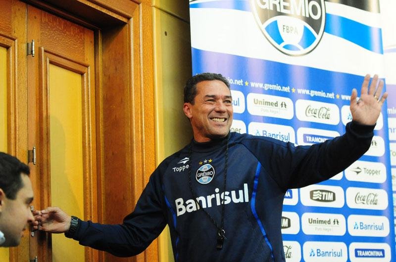 Luxemburgo critica atitude dos gandulas no Beira-Rio
