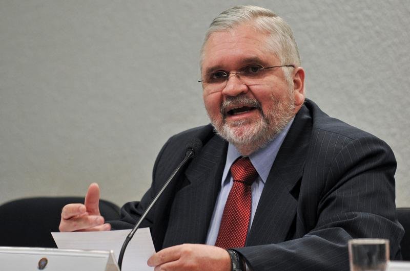 CPI do Cachoeira convidar&aacute; Gurgel para ir &agrave; comiss&atilde;o