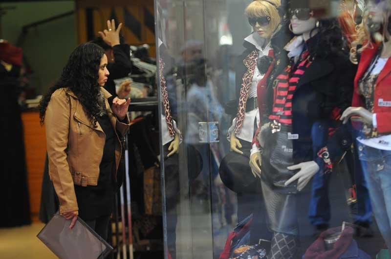 Pesquisa da Fecom&eacute;rcio registrou queda de 2,9% em abril