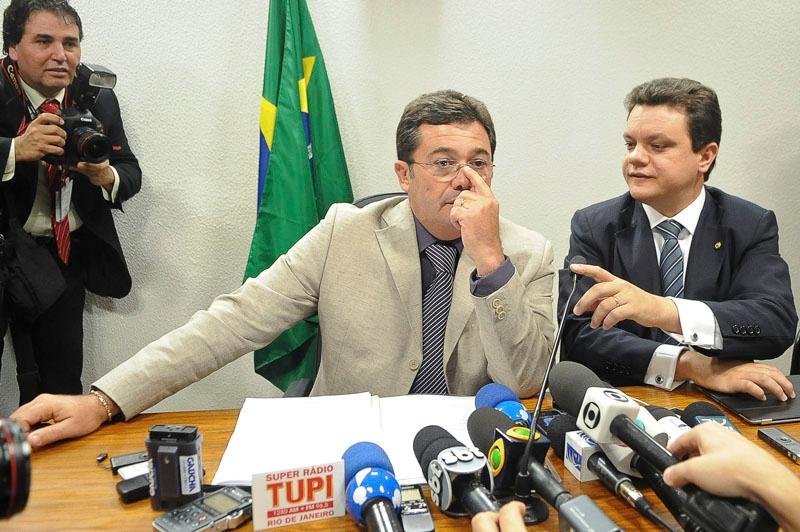 Odair Cunha agendou a apresenta&ccedil;&atilde;o do relat&oacute;rio final da CPI para o dia 23 de outubro