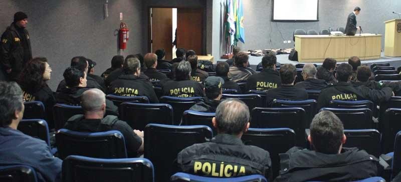 PF deflagra opera&ccedil;&atilde;o contra o tr&aacute;fico internacional de coca&iacute;na
