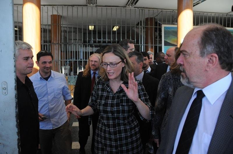 Ministra dos Direitos Humanos n&atilde;o quis se manifestar sobre situa&ccedil;&atilde;o da unidade
