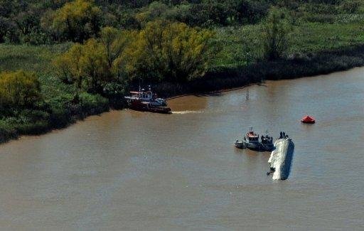 Dois navios colidiram no s&aacute;bado