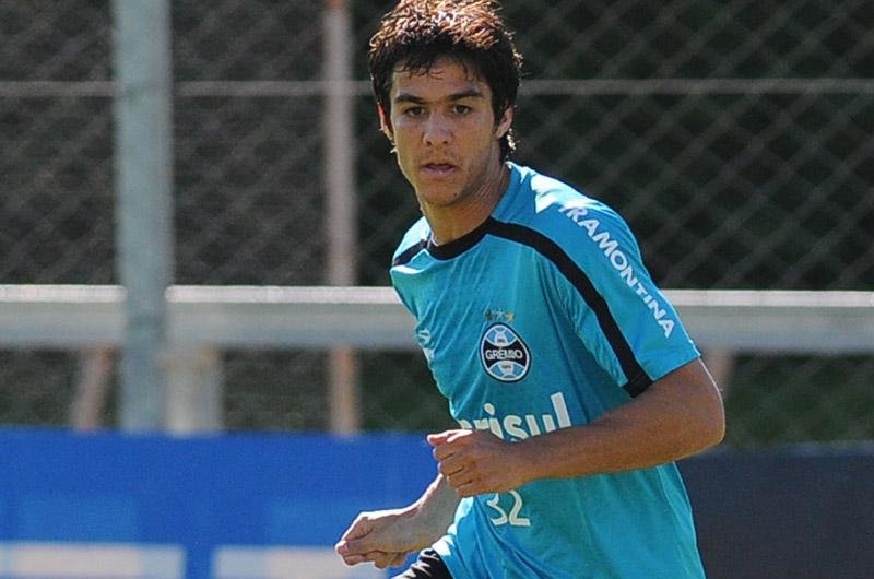 Bertoglio &eacute; a pr&oacute;xima preocupa&ccedil;&atilde;o do departamento m&eacute;dico do Gr&ecirc;mio