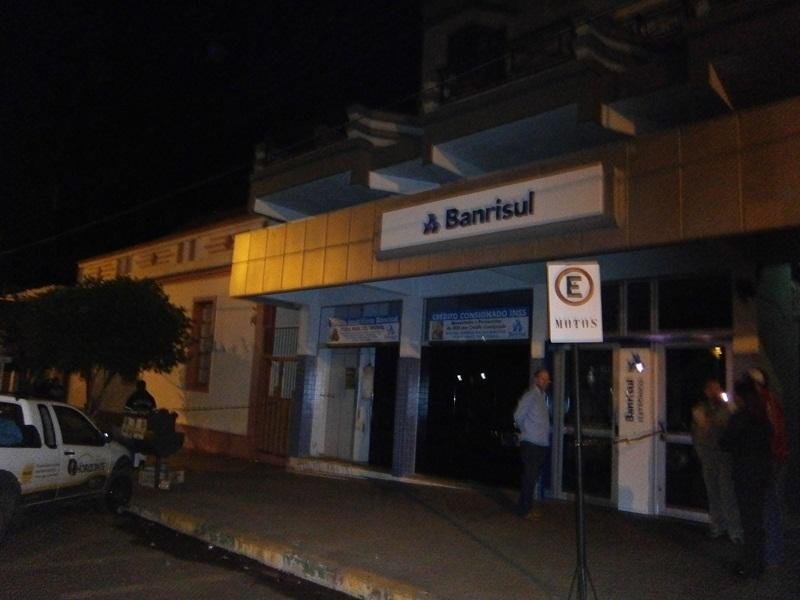 Ag&ecirc;ncia do Banrisul foi alvo dos criminosos
