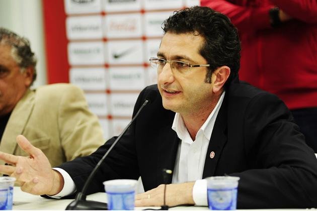 Luciano Davi prev&ecirc; fim da negocia&ccedil;&atilde;o com Sandro Silva em dez dias 