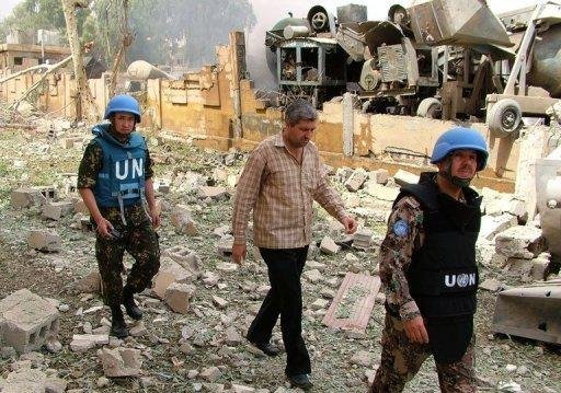 Terrorista detonou um carro-bomba carregado com uma tonelada de explosivos em Deir Ezzor