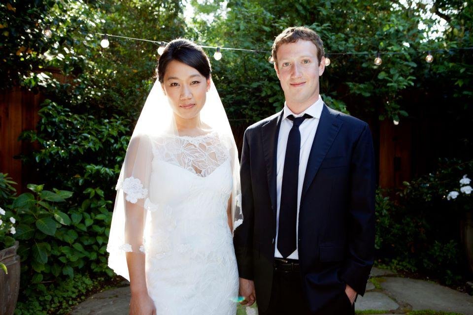 Zuckerberg e a namorada se casaram na Calif&oacute;rnia