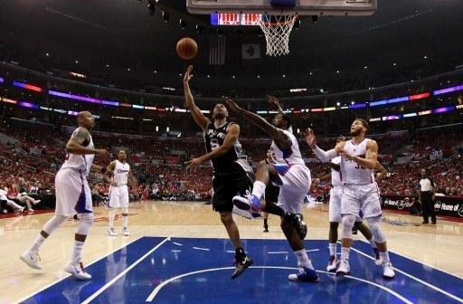 Tony Parker foi o destaque do Spurs marcando 23 pontos