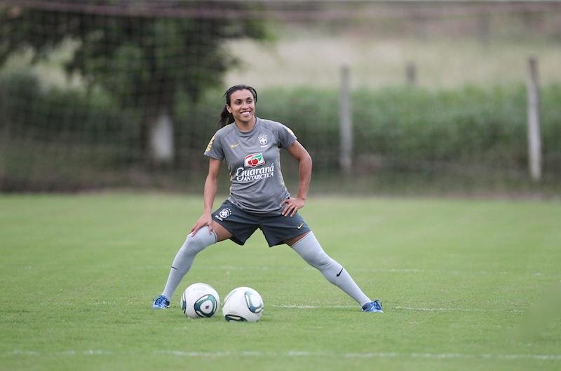 Eleita a melhor jogadora do mundo cinco vezes, entre 2006 e 2010, Marta &eacute; a principal esperan&ccedil;a do Brasil para conquistar a medalha de ouro na Olimp&iacute;ada de Londres